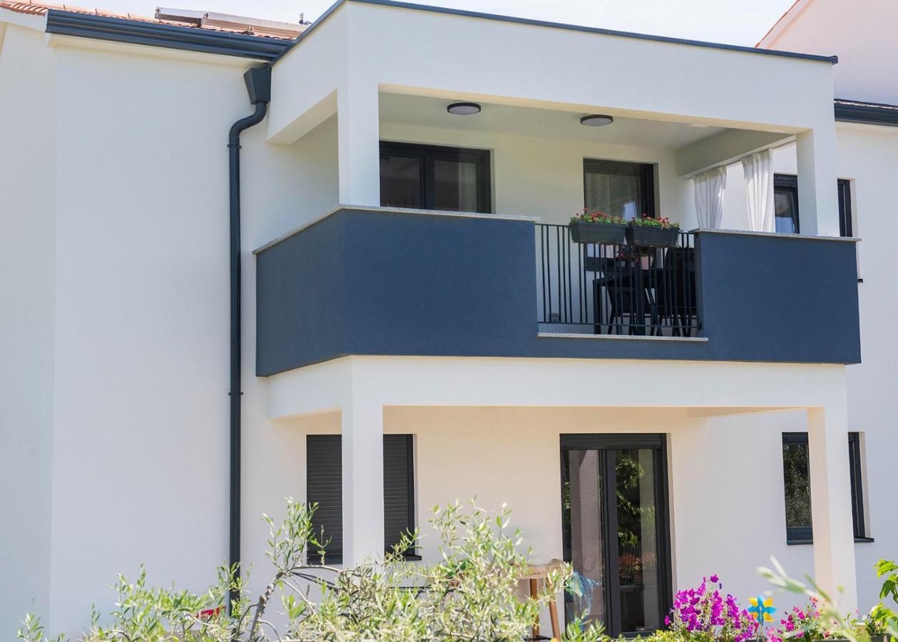 Apartment Aura โปเรช ภายนอก รูปภาพ